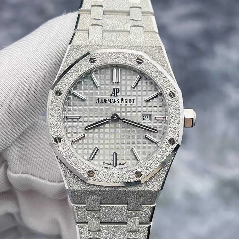 Designer Watch Luxury Automatic Mechanical Watches Series 67653BC Silver Grey Dial Frost Gold 18K White Womens Calendar Affiche Mouvement de bracelet 9J9J