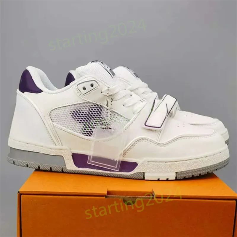 2024 NOVAS LETRAS DE IMPRESSÃO DE IMPRESSÃO DE LUZ FUNCIONAMENTO DE LUMURO CASUAL AUNTROS CLÁSSICOS MEMINOS E MULHERES TNES WHITE SNEAKERS HOT FATHER TREINADOR EUR 36-45 T17