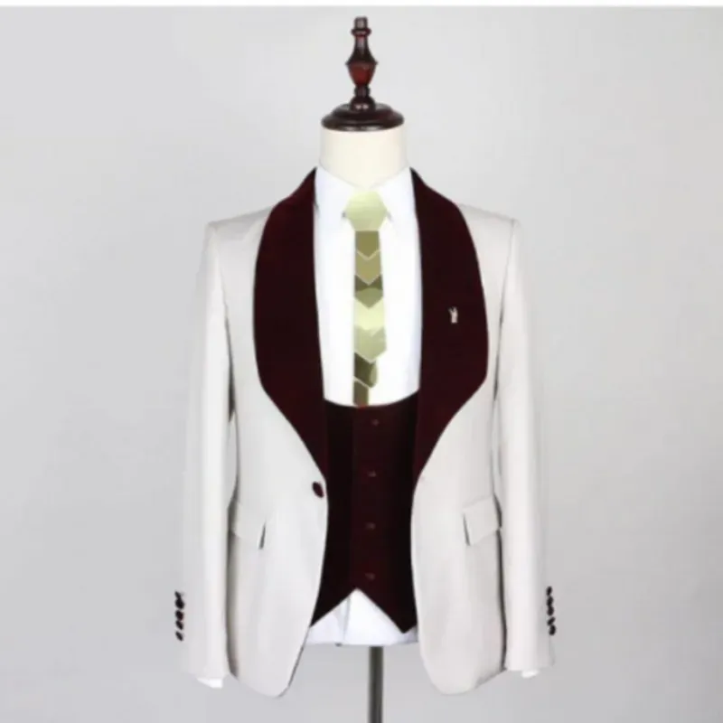 Tuxedos neuer Stil Groomsmen Schal Wein Red Revers Bräutigam Tuxedos ein Knopf Männer für Hochzeit/Prom bester Mann Blazer (Jacke+Hosen+Weste+Bogen t t