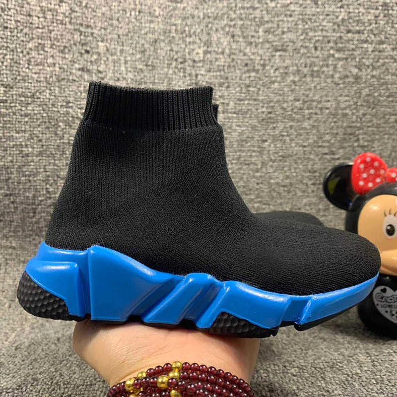 Bulk Kids Sneakers Designer Casual Sock Shoes Black White Pink Volt Blue Youth Boys Girls From Sneaker man 28.7 DHgate.Com