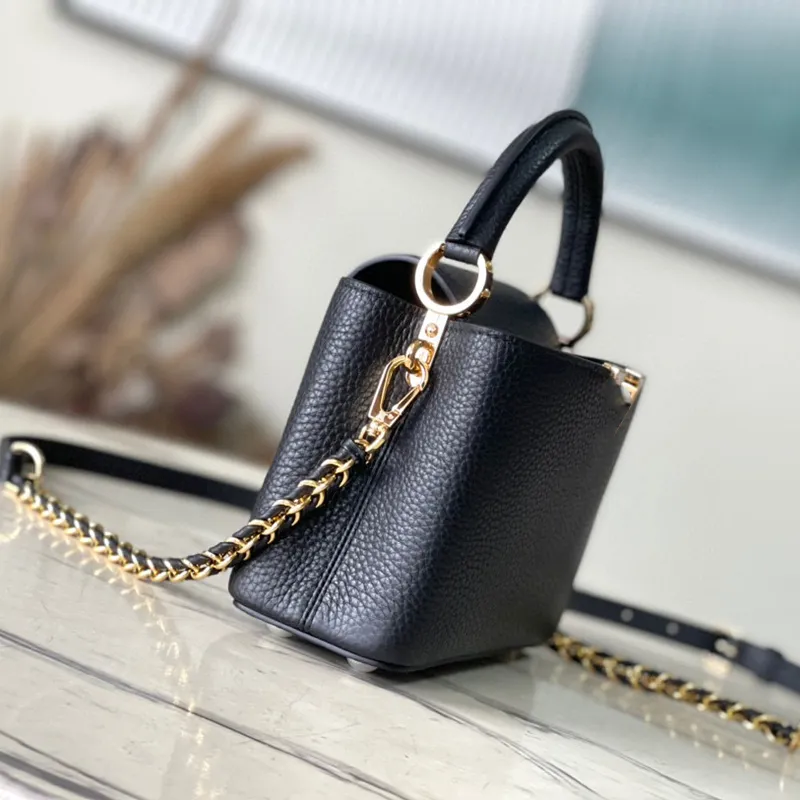 9A Top Quality Designers Tote Women Handbag Capucines BB 21cm Shoulder Bag Totes WOMEN Luxurys Leather Clutch Pouch Crossbody Bag Ostrich Skin Leather Mini Chain Bag From Luxechic 423.3 DHgate.Com