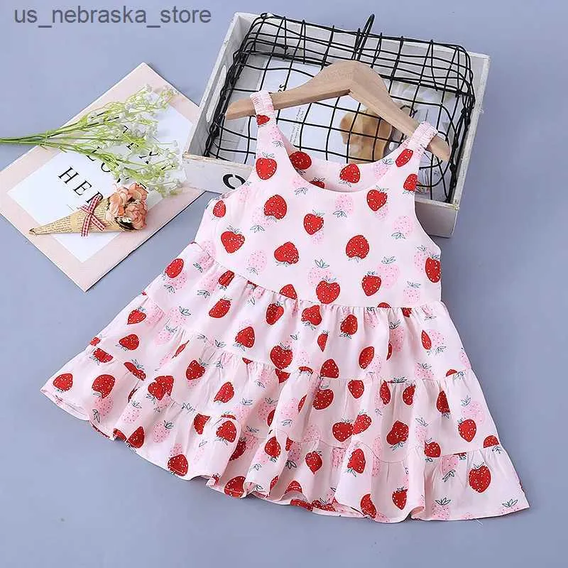 Robes de fille nouvelle robe de sangle pour filles vêtements pour enfants fleur de fraise princesse robe de mariée d'été fête d'anniversaire de bébé A1113 Q240418