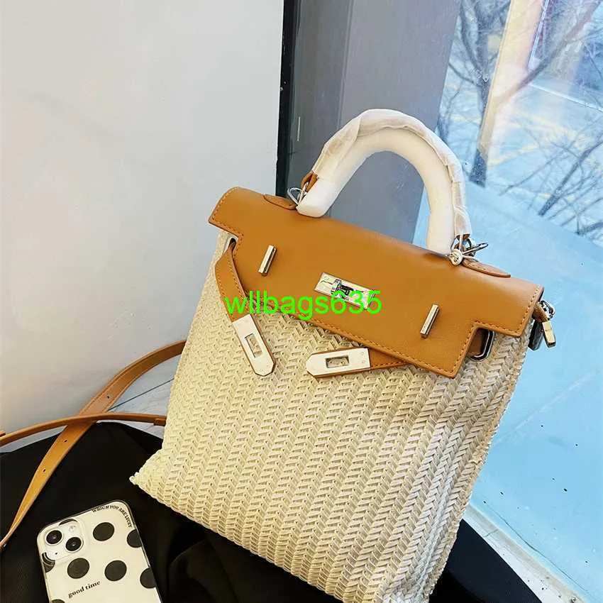 Кожаные рюкзак сумки с достоверными роскошными KY Сумочка женская тканая рюкзак 2024 Spring New Moureny Commuter Leisure Один плеч