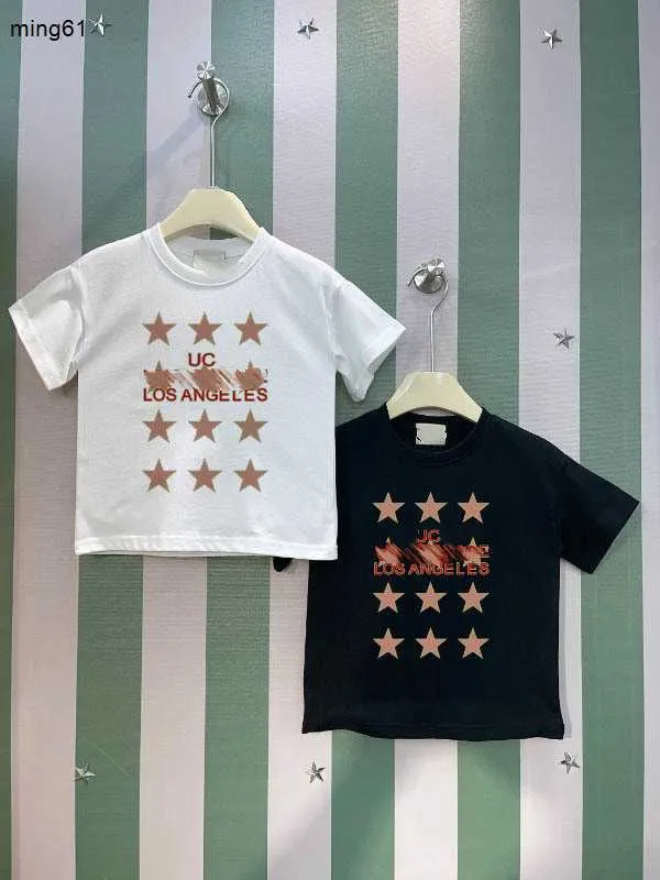 Brand Baby T-shirt Roupos de grife infantil Múltiplas impressões de pentagrama meninas de manga curta 100-160 cm Tees de verão Camiseta de criança 24April