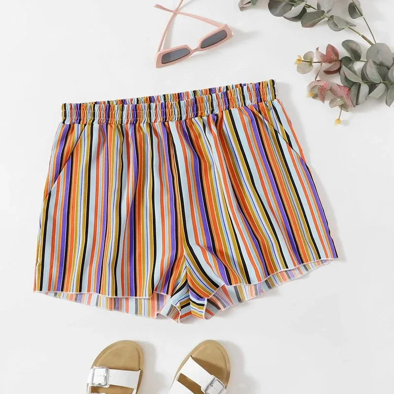 Plus -storlek Rainbow Stripe Print Casual Summer Short Elastic midja Löst blommor Shorts Kvinnlig strand 240415