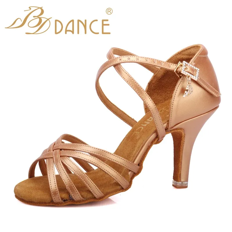 Boots bddance femelles chaussures de danse moderne professionnelles hautes chaussures de danse standard nationales adultes chaussures de danse latine adulte 216