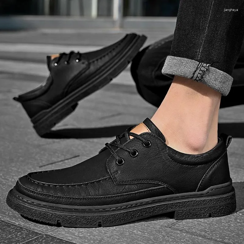 Casual schoenen Men Mode Sneakers Lower Up Leather Outdoor Walking Shoe Heren Tooling Male Flat Oxfords Flats