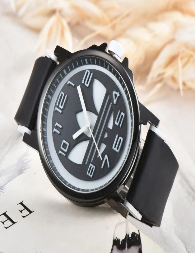 Europa och USA: s casual mode Men039s Watches Trend Highend Brand Men and Women Watches Men039s Watches 9923027