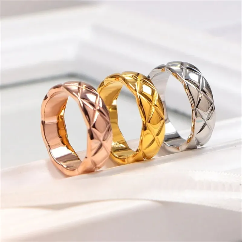 Чистое серебряное дизайнерское кольцо кольцо лесбиянка обручальные кольца алмаз ромб.