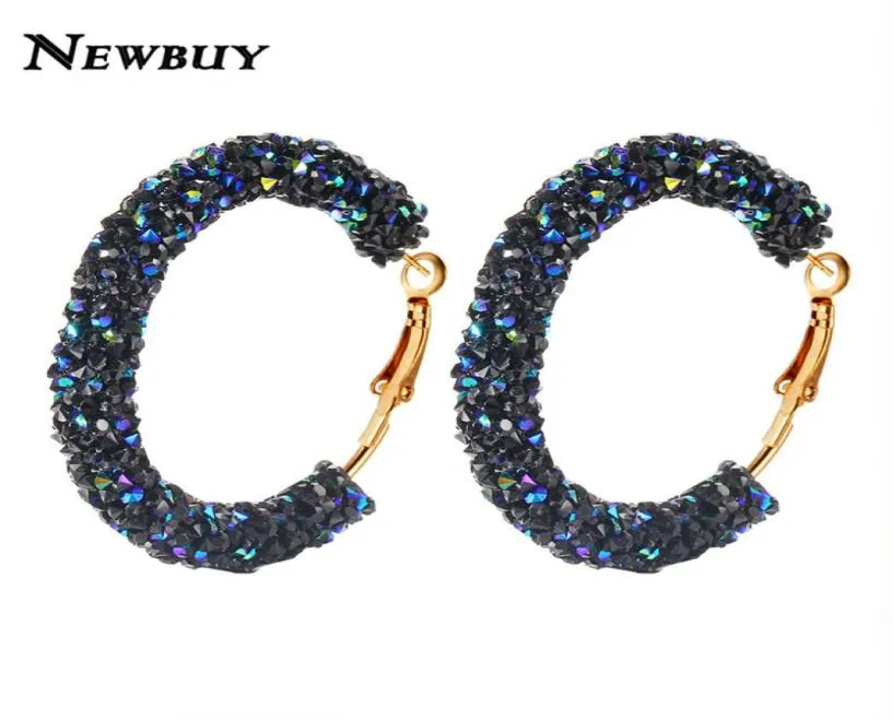 2021 Newbuy Classic Design Fashion Urok Austrian Crystal Hoop Kolczyki geometryczne okrągłe błyszczącego kryminla żeńska biżuteria 5645506