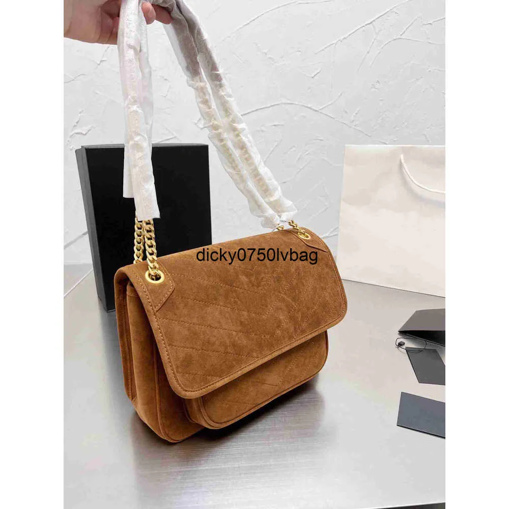 ysla tz الفاخرة الفاخرة من الجلد Vracted V v Niki Messenger Bag Classic Gold Metal Chain Bags Vintage Flap Square College College Crossbody Handbags