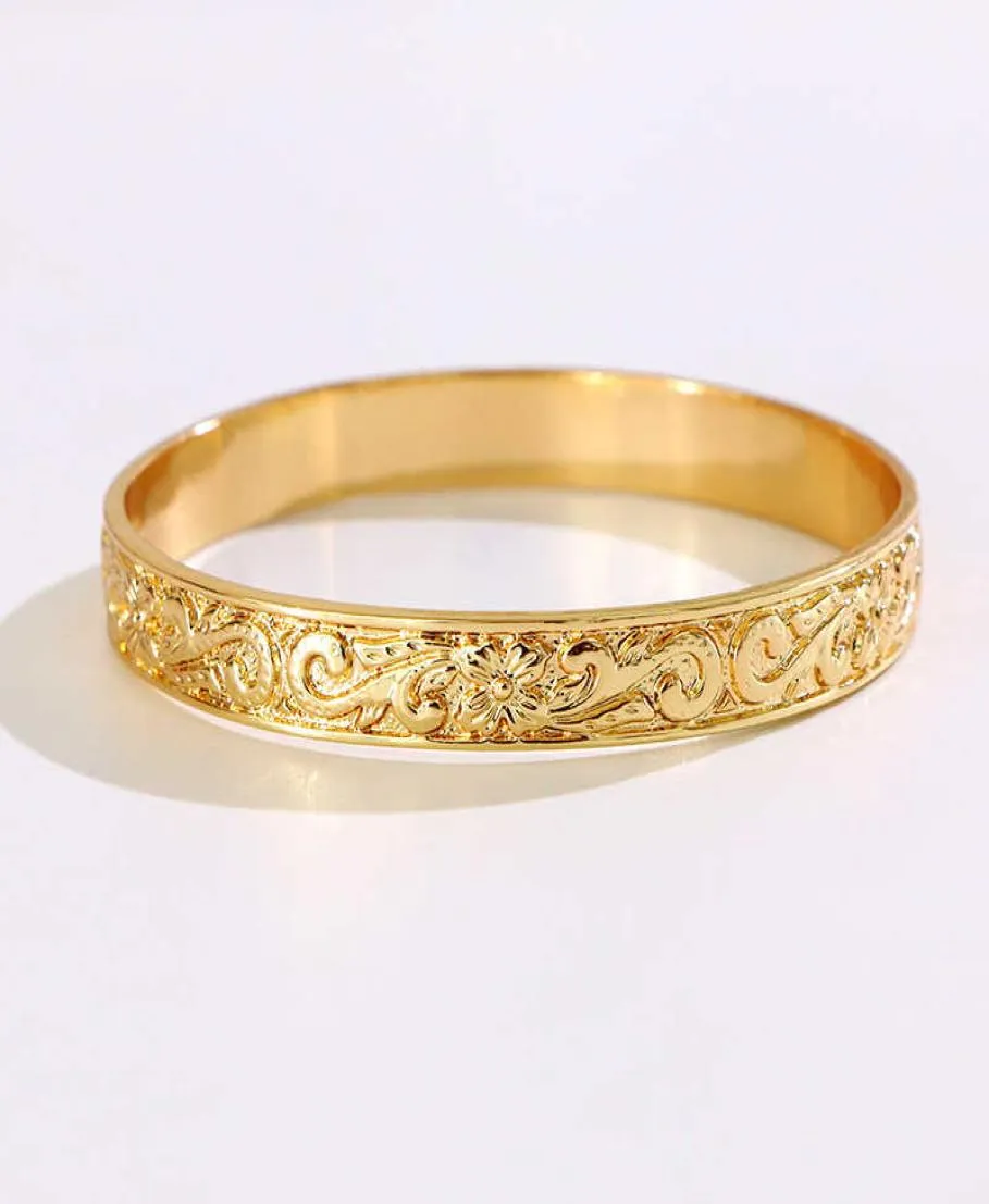 Say Hello Inner Diameter 6789CM Polynesian Hawaiian Style Gold Color Flower Män Kvinnan runt armband Bangle GJZ3326 Q07174162890