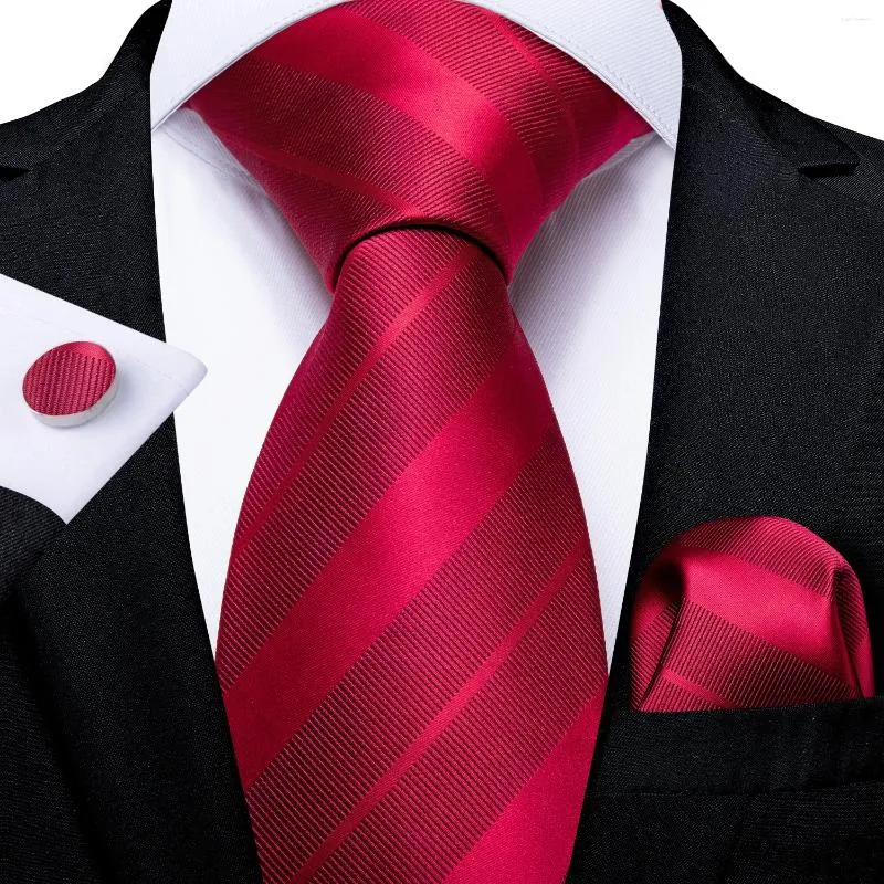 Bow Ties Dibangu Mens Coldie Red Striped Silk Wedding Tie pour hommes