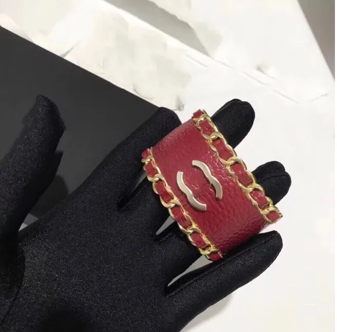 Hombres Mujeres Apertura de brazalete 2023 Últimas pulseras de oro Joyas de joyas Classics C Logo Garfo Diseñador de lujo 6566