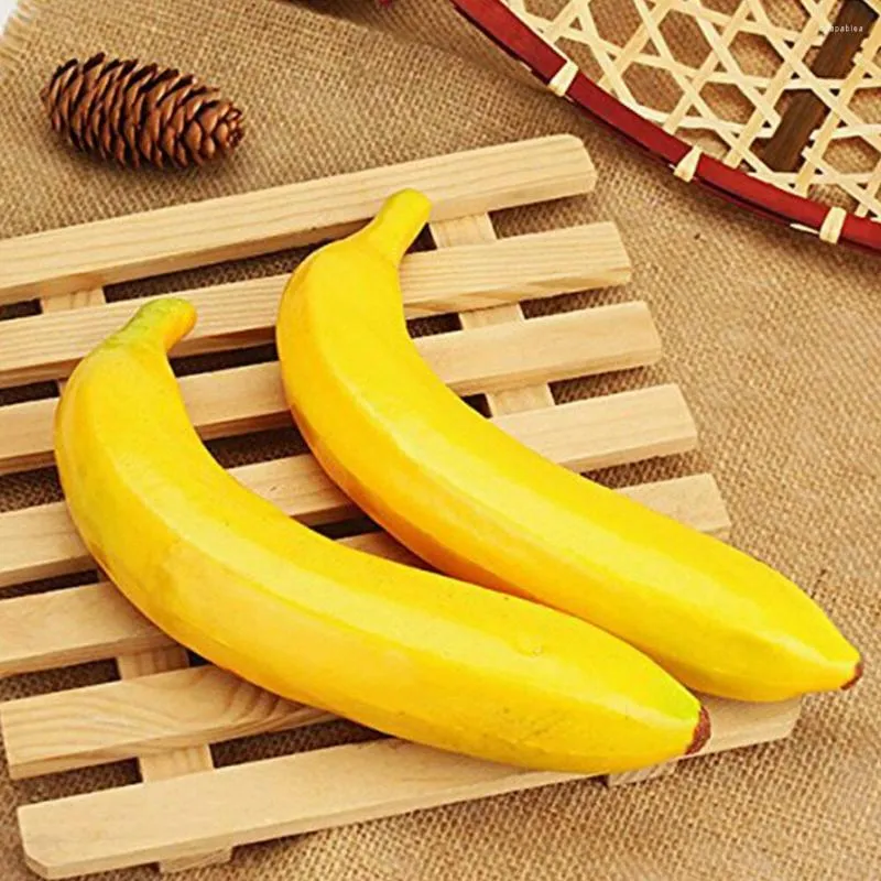 Party Decoration 2x Plastic Foam Artificial Banana Simulation Fruit Model Funny Present Shop Decor Practical Home