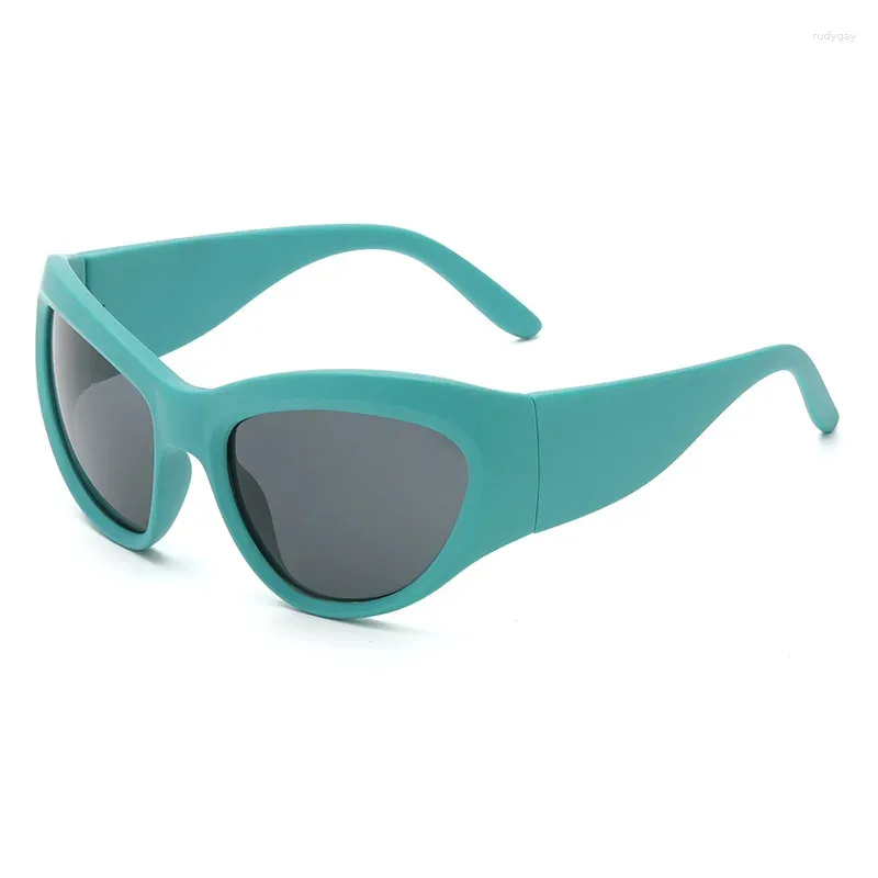 Lunettes de soleil Style américain européen Femmes punk élégant UV400 Men de protection Verre Soleil Bicyclipe conduisant