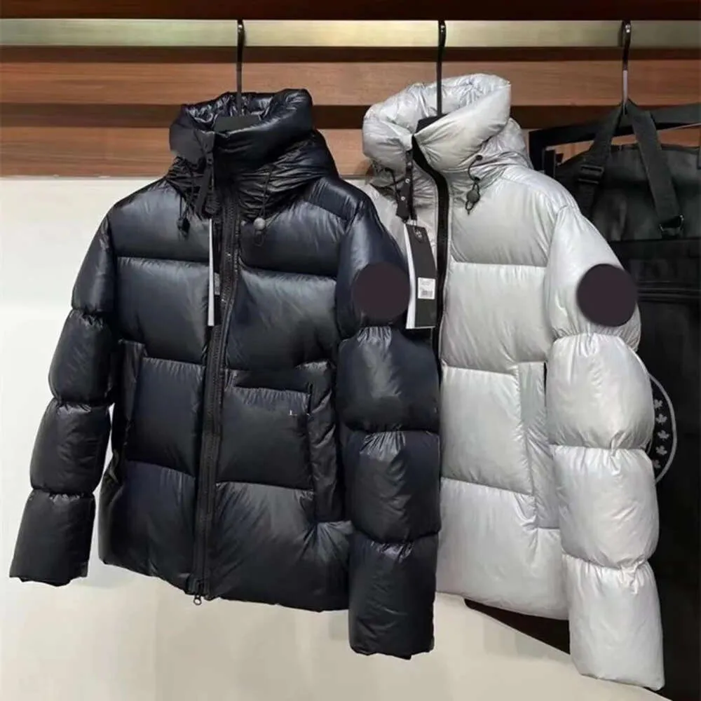 2023 Hiver Nouveau produit Haut Men Top épaissie du manteau à capuche à capuche Blanc Duck Down Coat Bread Veste