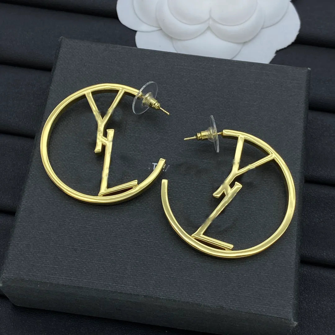 18k gouden zilveren sieraden oorbellen Designer meisje mode hoepel oorbellen ontwerper oorstudies voor dames klassieke sieraden studs met originele geschenkenbox