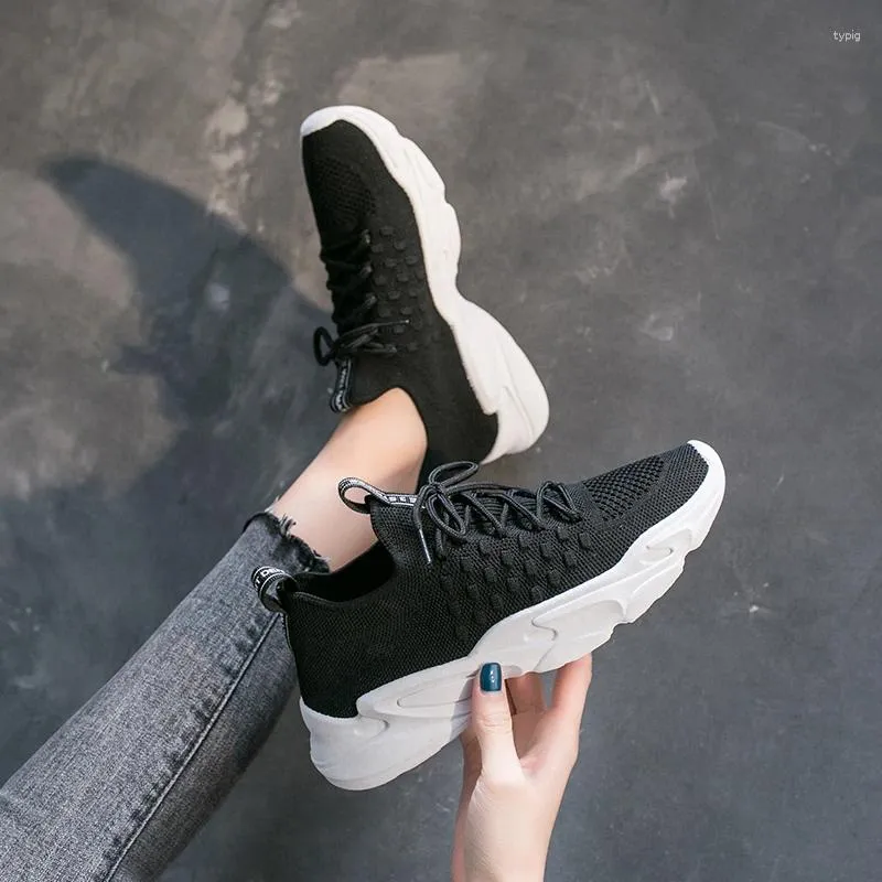 Chaussures de fitness Femmes Sneakers Fashion Brand Design Casual Woman High Quality Breathable Run Run Ladies Locage Flats Trainers