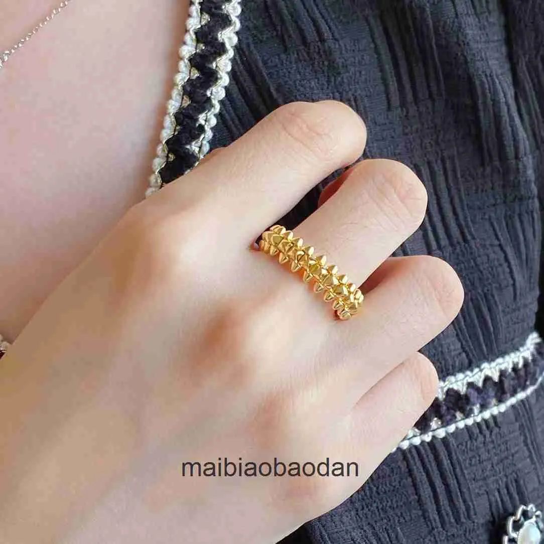 Anneaux de bijoux de créateurs haut de gamme pour femmes Carter V Gold plaqué nouvelle Bullet Head Ring CNC Fashion et Trendy Hot Original 1: 1 avec un vrai logo et une boîte