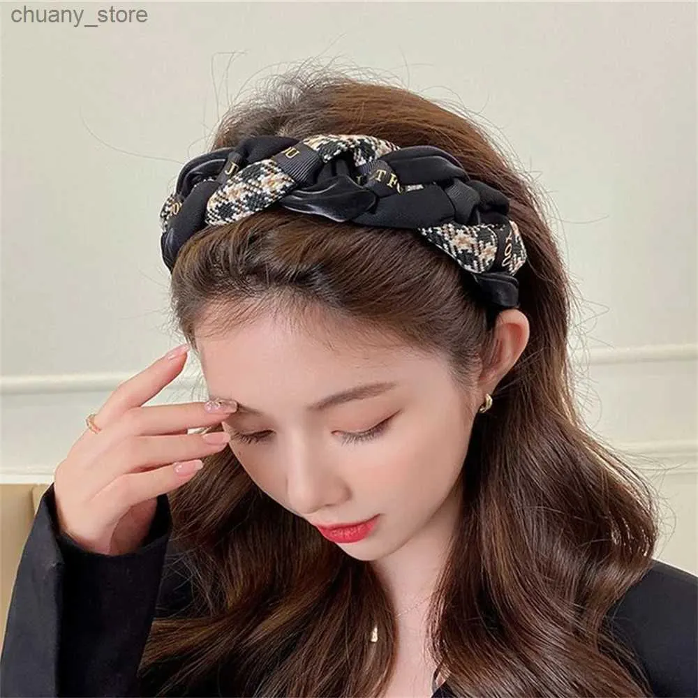 Headbands Twist knotted Fabric Headbands For Women Girls Headwear Fashion Hairbands Female Hair Hoop Hair Accessories Y240417