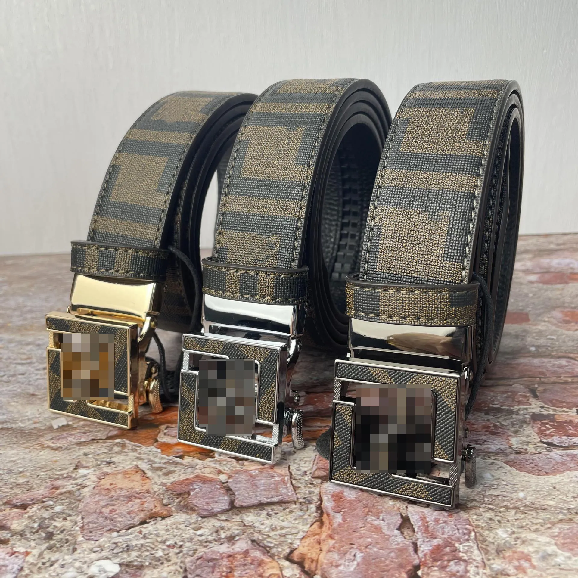 Designer Belts for Men Classic Fashion Alphabet Belt Men's Leather Business Automatic Buckle met geschenkdoos voor dagelijkse outfit