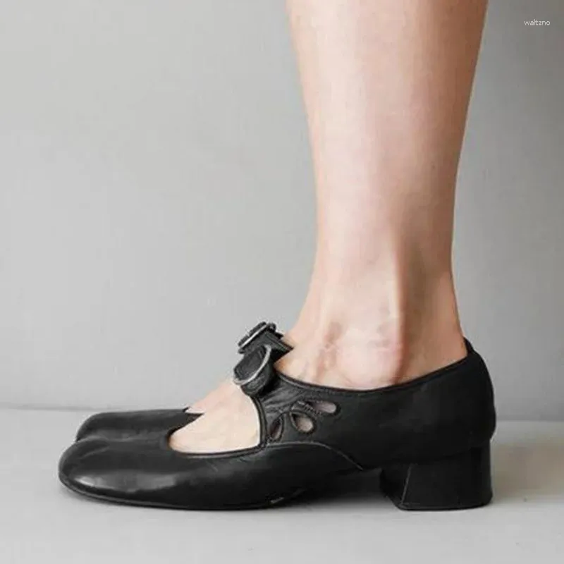 Sapatos casuais 2024 Verão Mary Jane Low Heel Vintage Sandals Sandals Office de bombas femininas