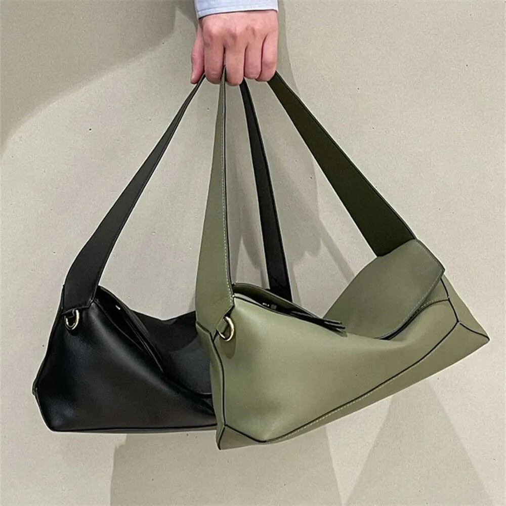 Yeni Tasarımcı Omuz Çantası Orijinal Deri Under Under Under Equil Bag Geometrisi Hobo Çanta Bir Omuz Ay Hambraj