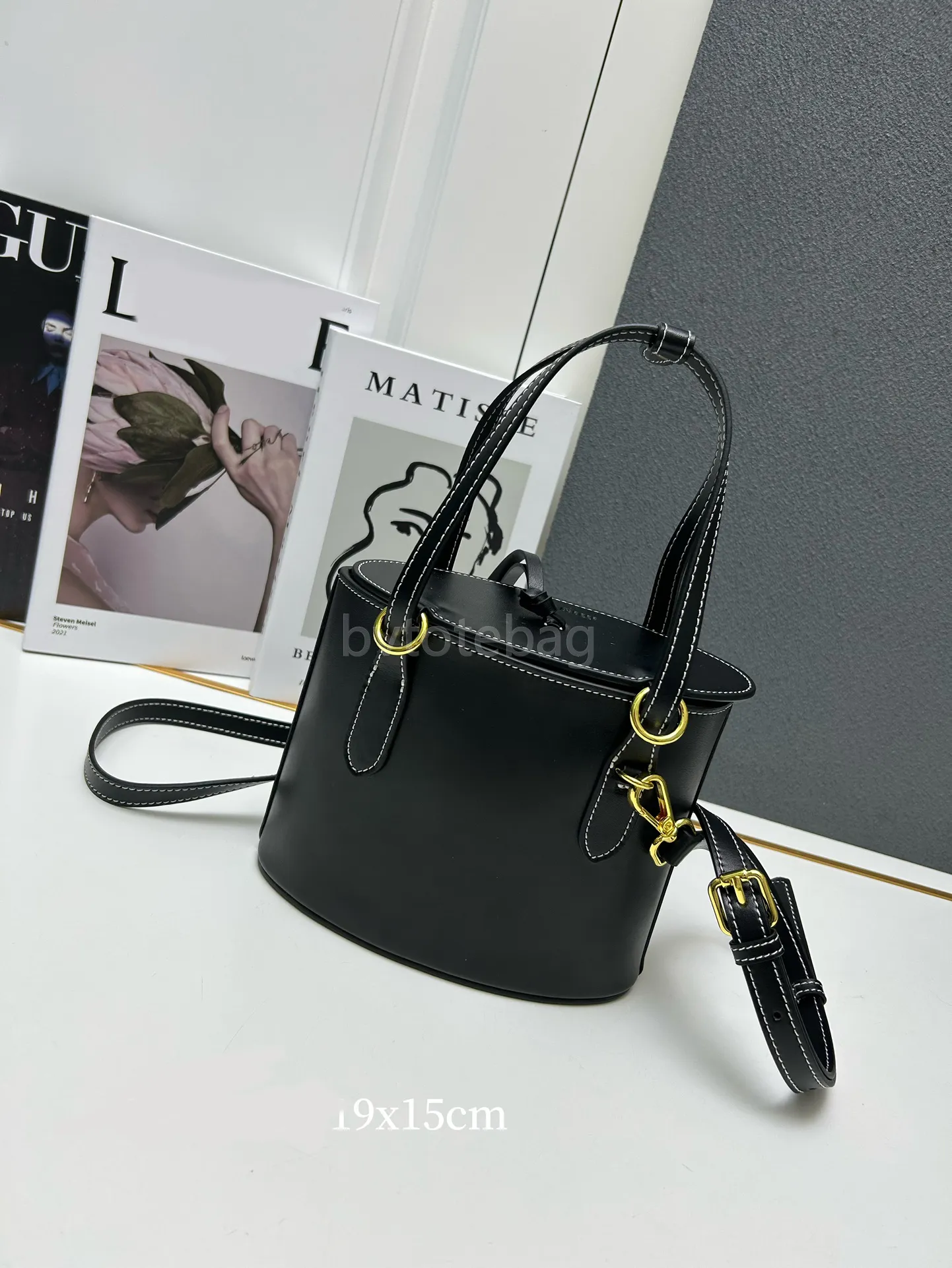 MUII -Taschen Designer -Tasche Bucket Bag schwarze weiße Taschen Handtasche Tasche Mini Umhängetaschen Frauen Ketten Abendessen Tasche Luxury Crossbody Leder Weiß Geldbeutel Tasche Tasche