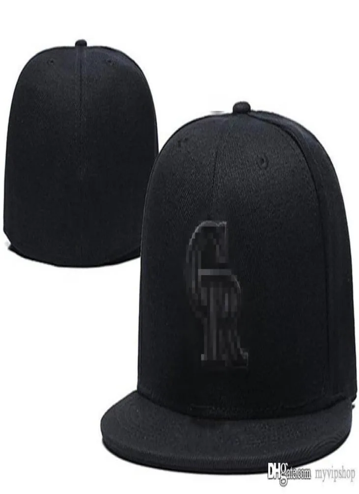 2021 CR LOVE BLACK COLOR FITTED野球帽子スポーツフラットフルクローズドハットアウトドアファッションヒップホップスナップバックCHAPOEAU BONES GORRA7036241