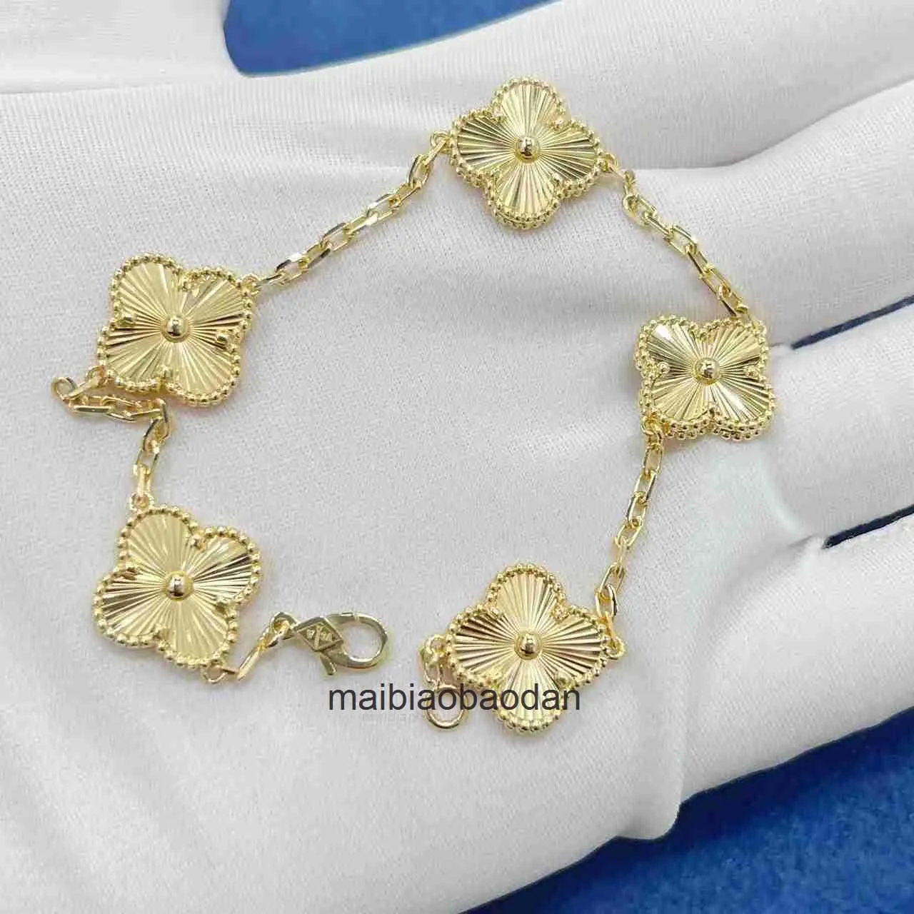 Diseñador 1To1 Bangle Luxury Jewelry V Gold High Edition Fanjia Five Flores Lucky Clover Láser Doble lado Pulsera de oro rosa grueso de 18 km hembra imposible