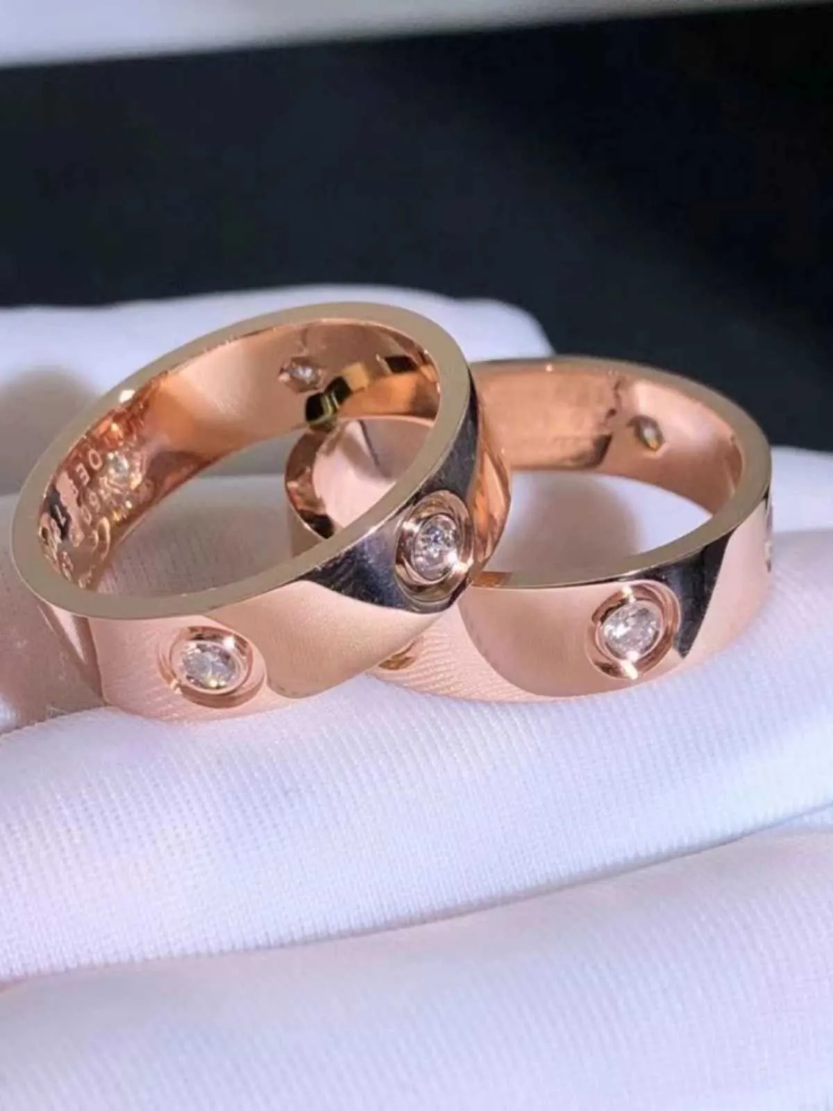 Designer Love Ring Luxury Jewelry Card Home Same Style Full Sky Star Womens Classic Mens 18k Rose Gold Couple