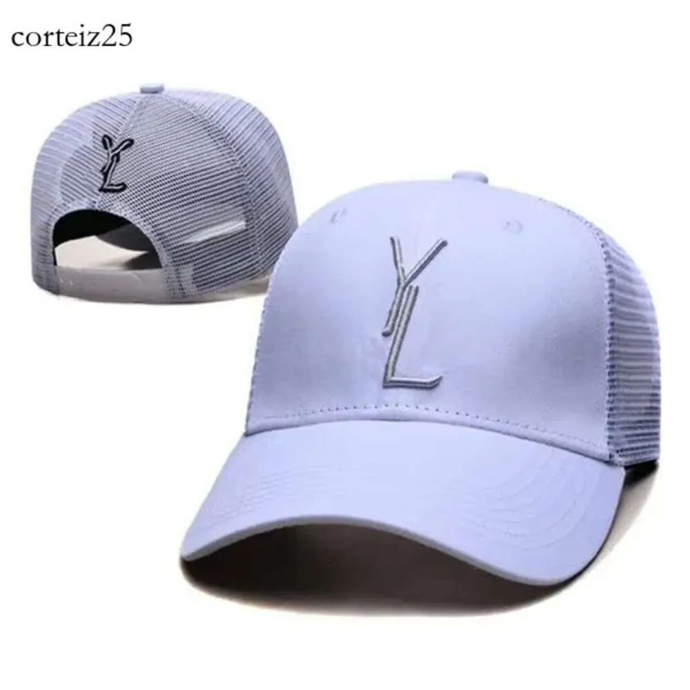 NY Hat boné Designer Hat Luxo Casquette Cap Solid Color Letter Design Hat Moda Moda Temperamento Match Style Ball Caps Men Women BaseB 8411