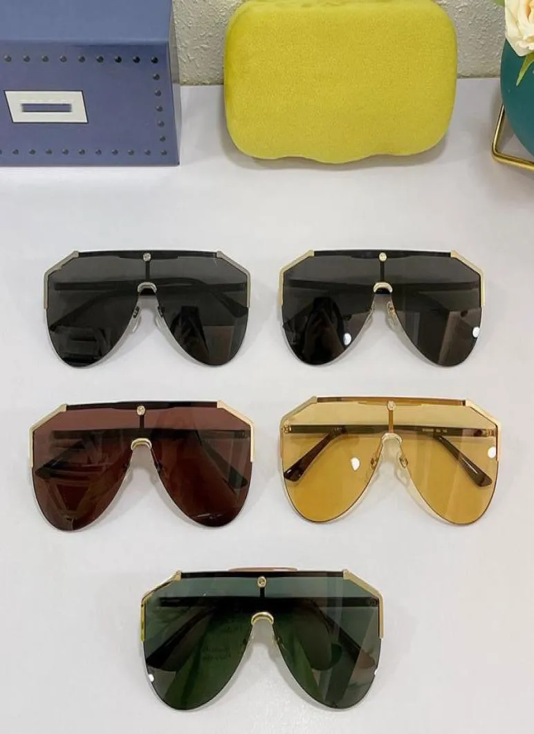 Solglasögon med oberoende partiella storlekar Personliga tempel Designer Utmärkt UV -skydd Glasögon GG0584S Sunscreen Eye Pro8936814