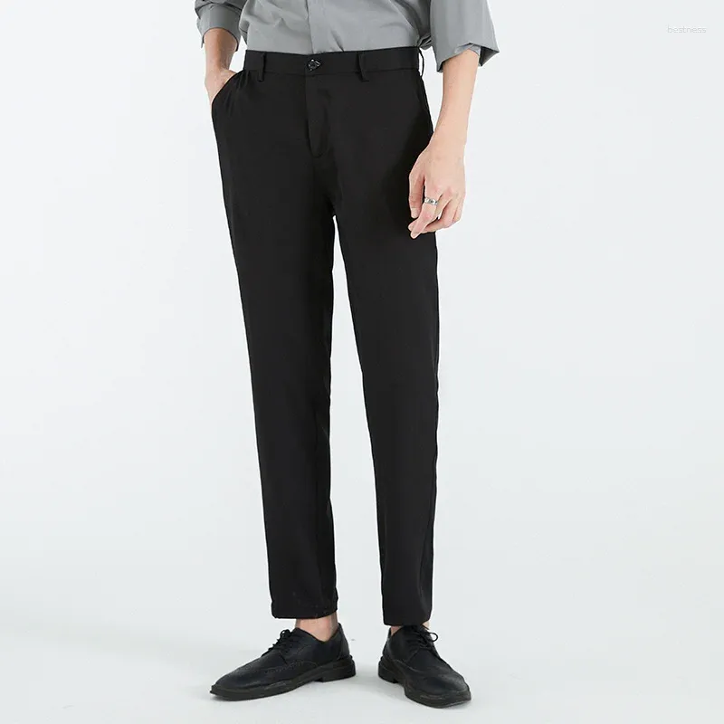 Pantalon masculin mode haut de gamme coréen décontracté raide raccroped bouton solide bouton zipper pochelle tendance pantalon simple lâche