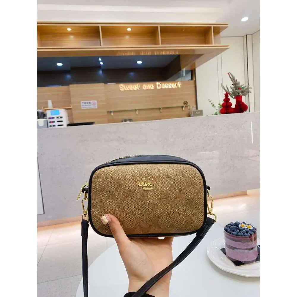 Designer Crossbody Camera Bag Tan Fashionable All In One Clutch Purse For Women Small Square Purge Store Promotion From Luxurys bags126 24.26 DHgate.Com