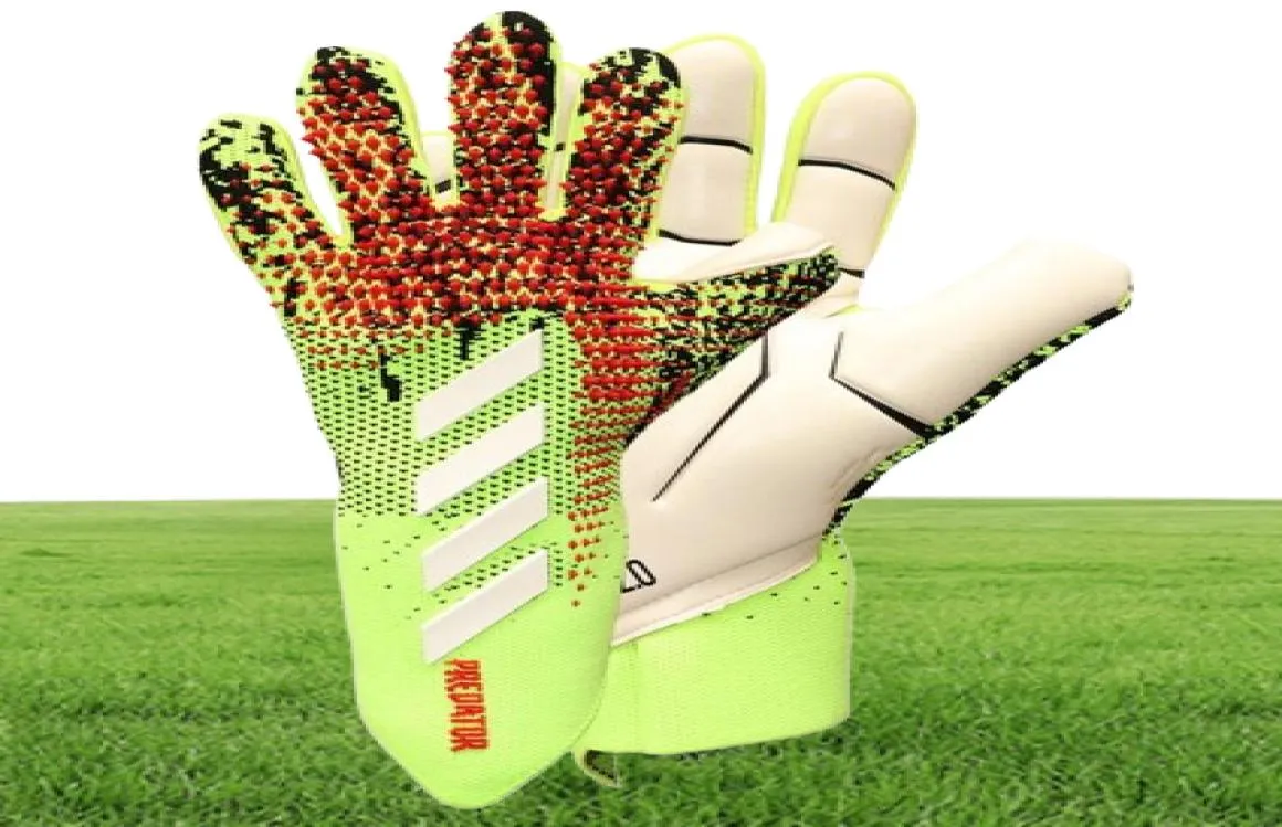 New Man Soccer Football Goalkeeper Gloves of Fingersave Professional1030291