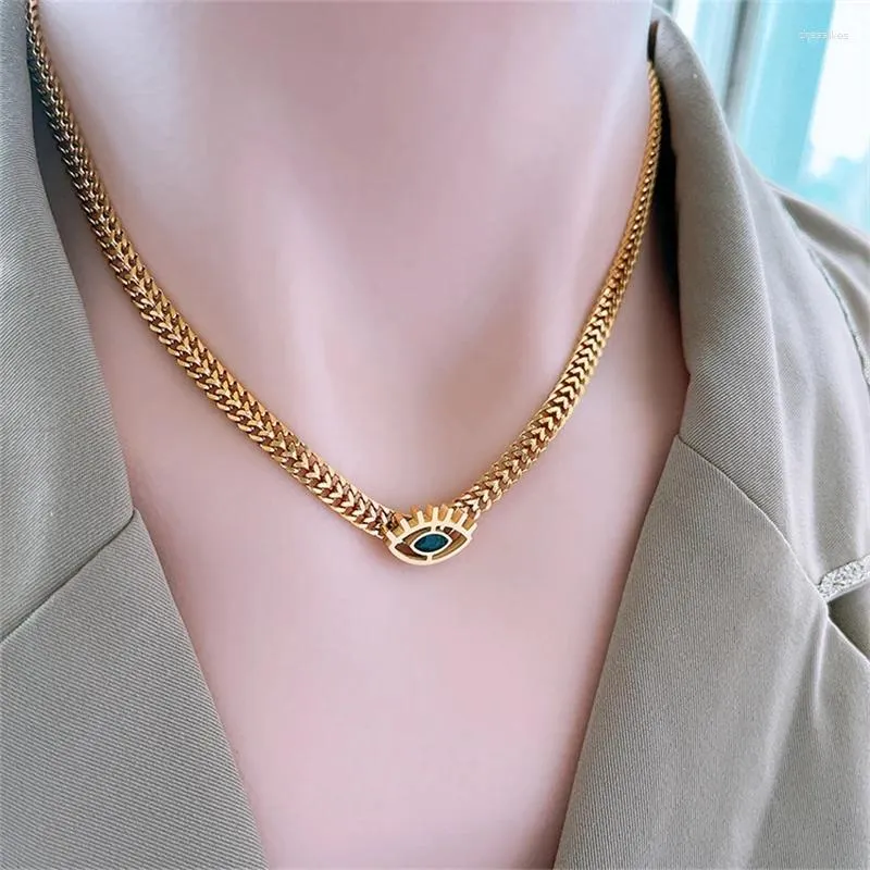 Chains Fashion Clavicle Chain Oval Eye Pendant Dark Blue Rhinestone Necklace Titanium Steel Jewelry