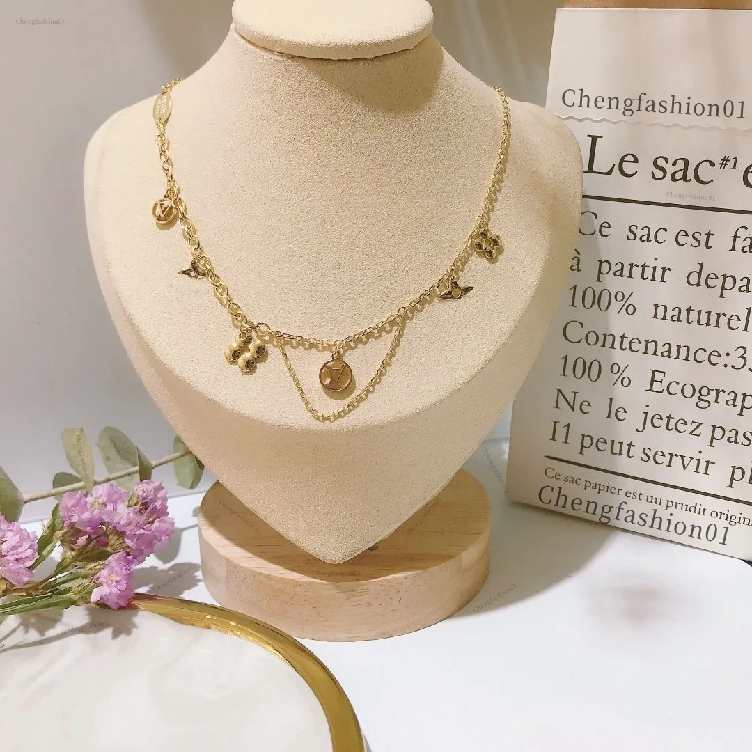 catene collane designer collana per donne di alta qualità fiore v lettera di ciondoli collane per catena rosa gold gold reggistica