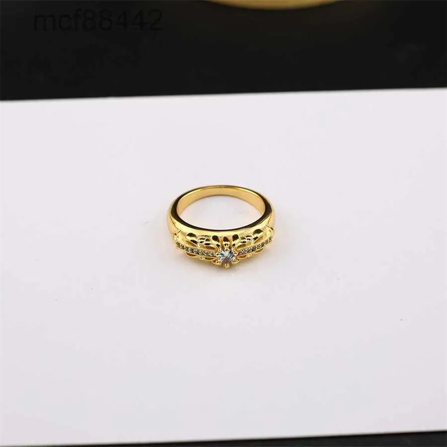 Designer Hearts Ring for Women Men Luxury Classic Ch Band Fashion Cuccioli unisex Coppia Cromo Gold Gioielli Gift TZPN