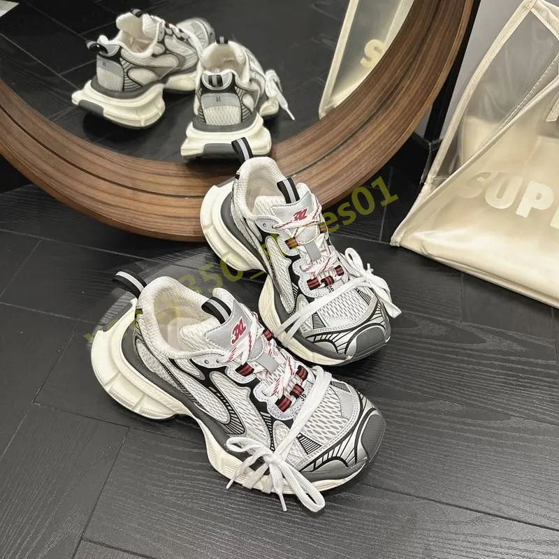 Chaussures pour hommes de créateurs Track 3 3.0 baskets Trainers de luxe Triple noir blanc rose bleu bleu jaune vert vert.S.Gomma suit la chaussure de sport 35-45 Y18