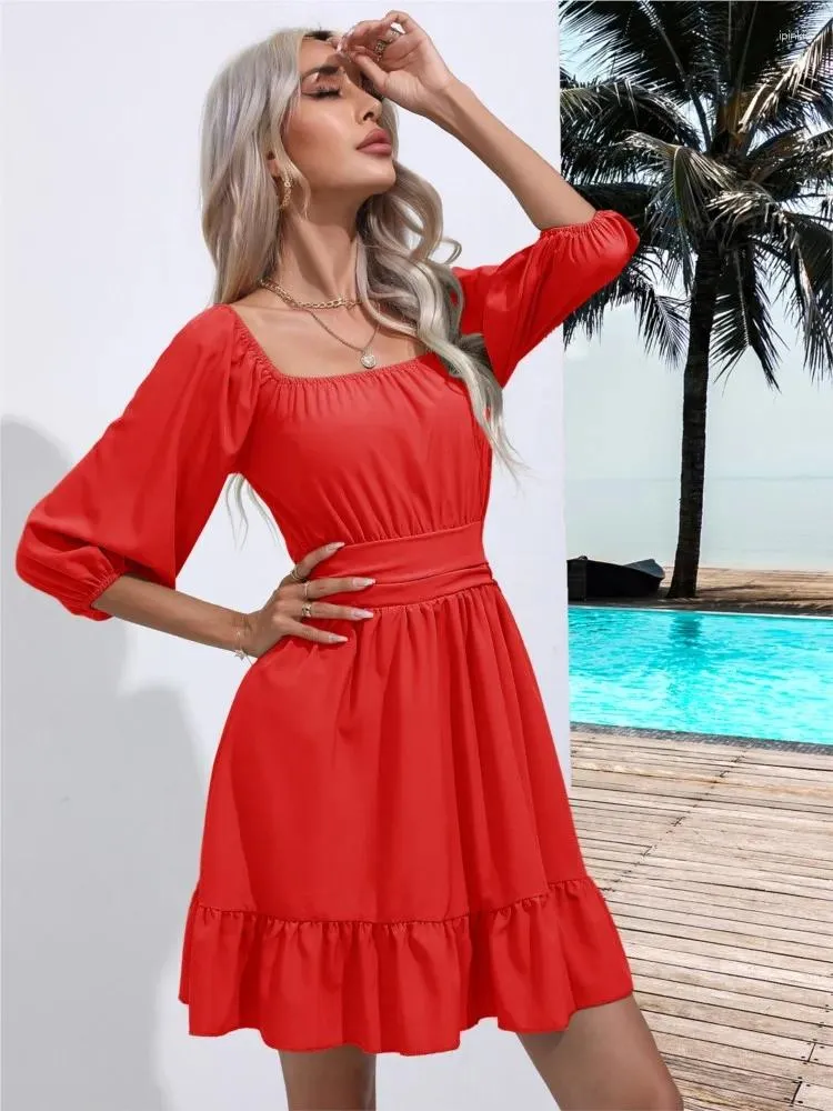 Robes décontractées élégant couleur unie mini pour femmes pour les femmes sexy sans dos bow-up bowknot A-line robe courte de plage féminin