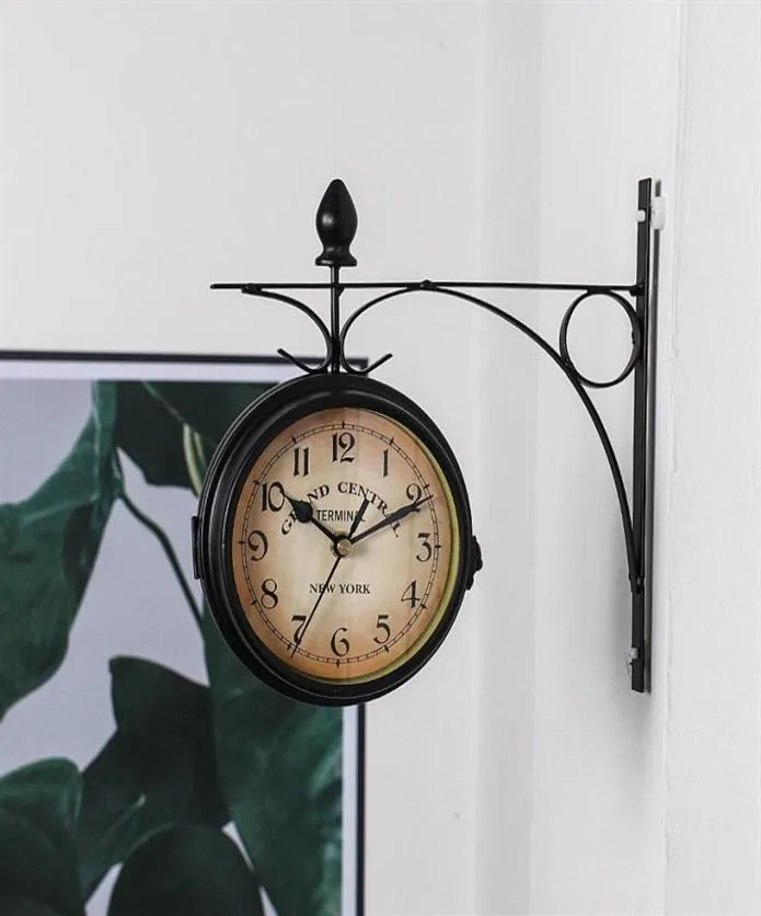 Wall Clocks Clock Vintage With Double Sided Metal Antique Style Station Hanging For Home Decor308H6759065
