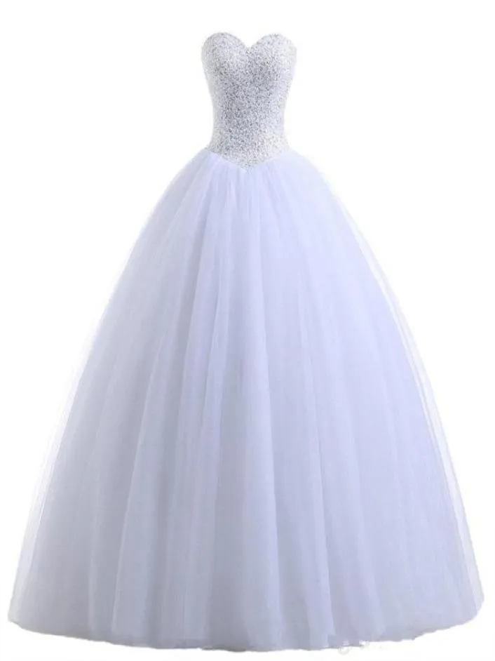 2018 seksowna biała suknia balowa sukienki Quinceanera z koralikami Słodka 16 sukienka koronkowa w górę długość podłogi Odłączona vestido debiutante QC3441110