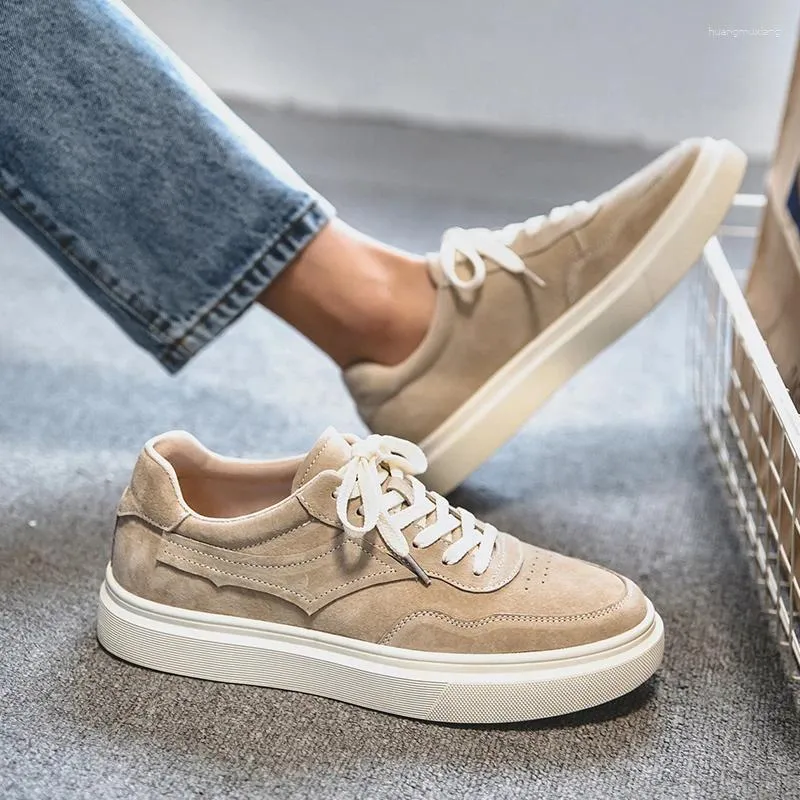 Casual schoenen mannen echte lederen sneakers heren Comfortabele platte veter vaste man volwassene klassiek mode comfortabel