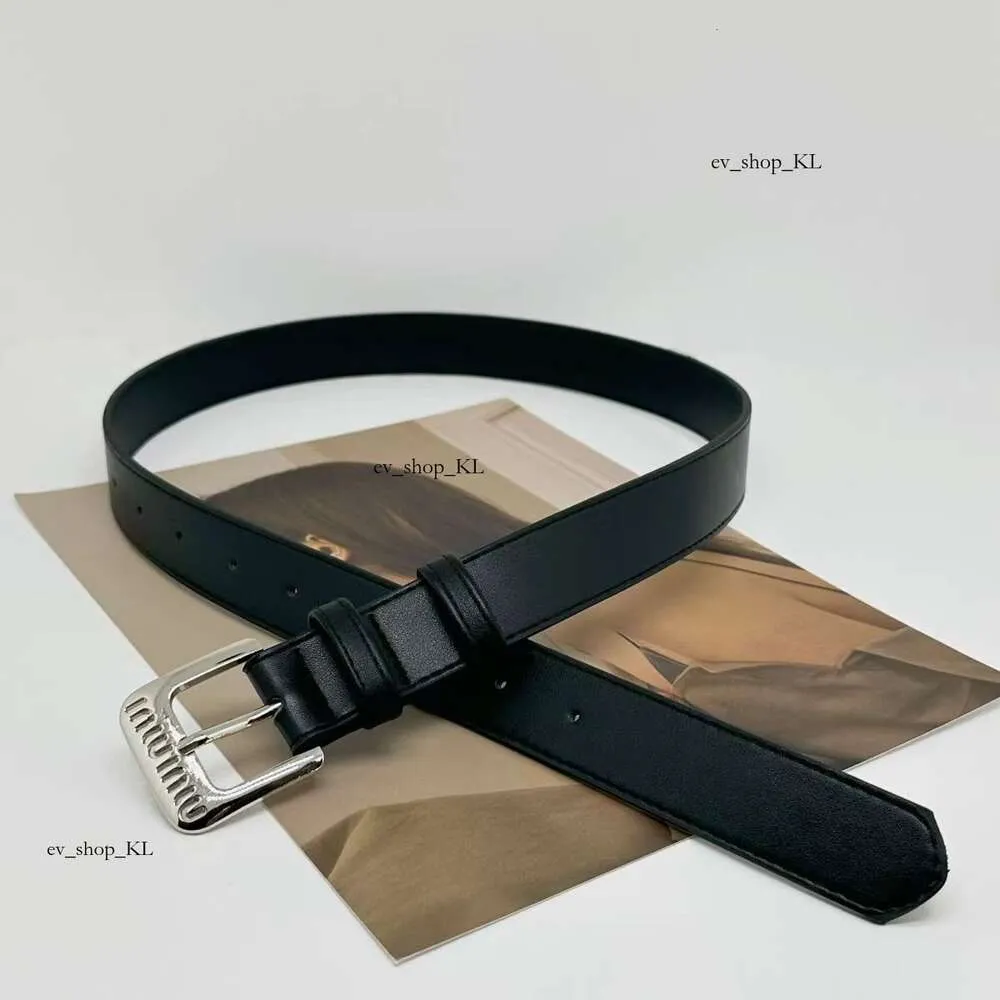 Designer Mui Mui Lunettes de soleil Robe ceinture de ceinture Gold Boucle de boucle de boucle