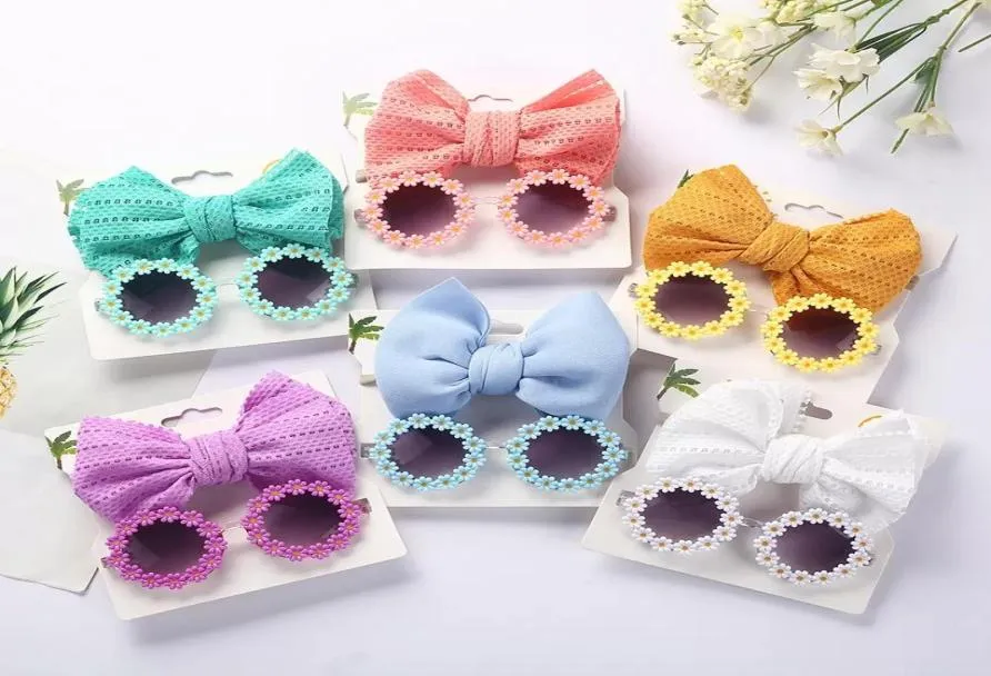 2PcsSet Daisy Flower Sunglasses With Elastic Nylon Baby Headband Bohemia Beach Seaside Sun Glasses Kids Puff Bow Headwear5294886