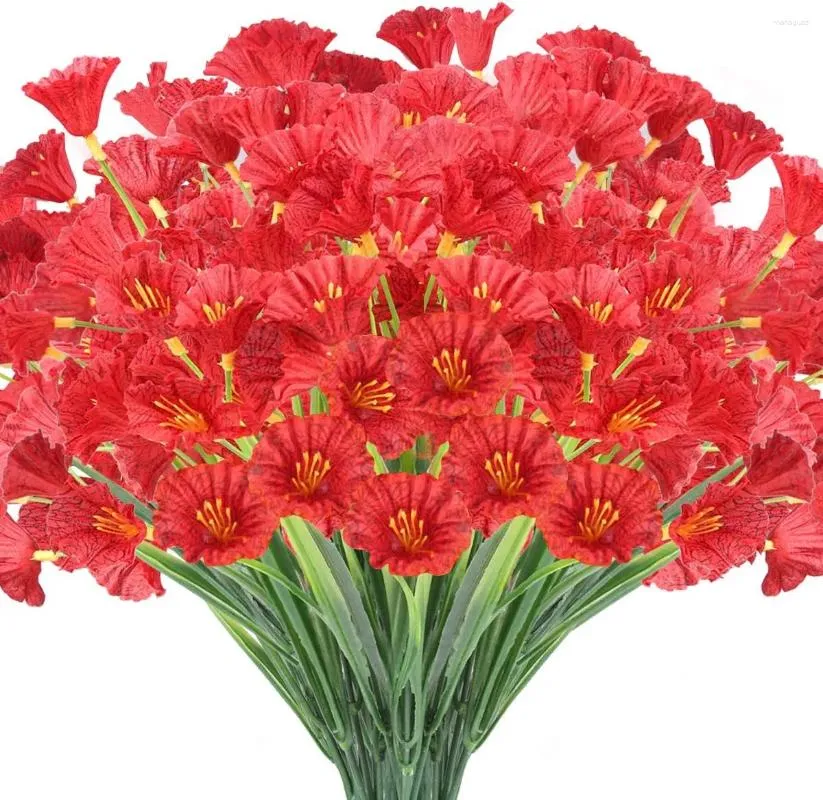 Flores decorativas 24 Pacotes resistentes artificiais ao ar livre sem desbotamento Plantas de plástico falsas Caixa de janela da varanda do jardim Decoração (vermelho profundo)