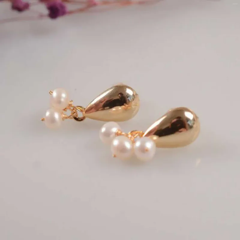 Boucles d'oreilles en peluche de riz blanc naturel Eau douce Perle 18K Gold Ear Stud anniversaire art tous les jours bohème diamant personnalisé moderne