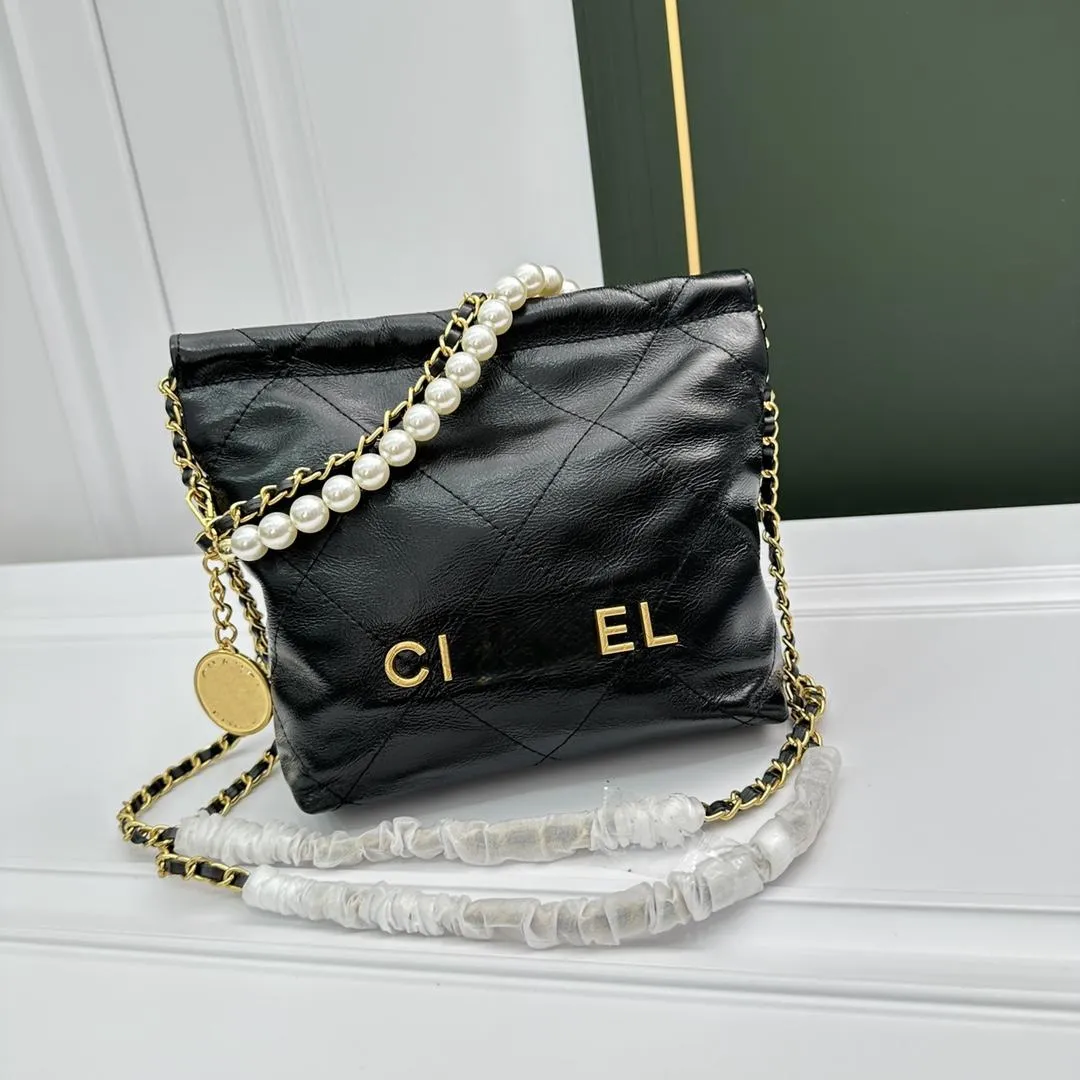 23cm Mini 22bag avec sac mignon Pearl Sac de créateur vintage Classic Sacs de créateur en cuir authentique Sac en vowted en cuir